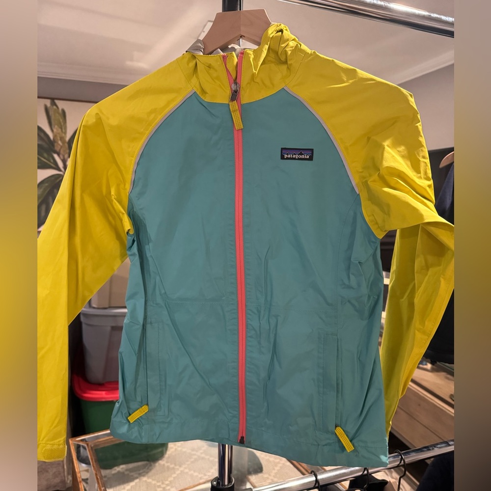 Patagonia rain coat for little girl